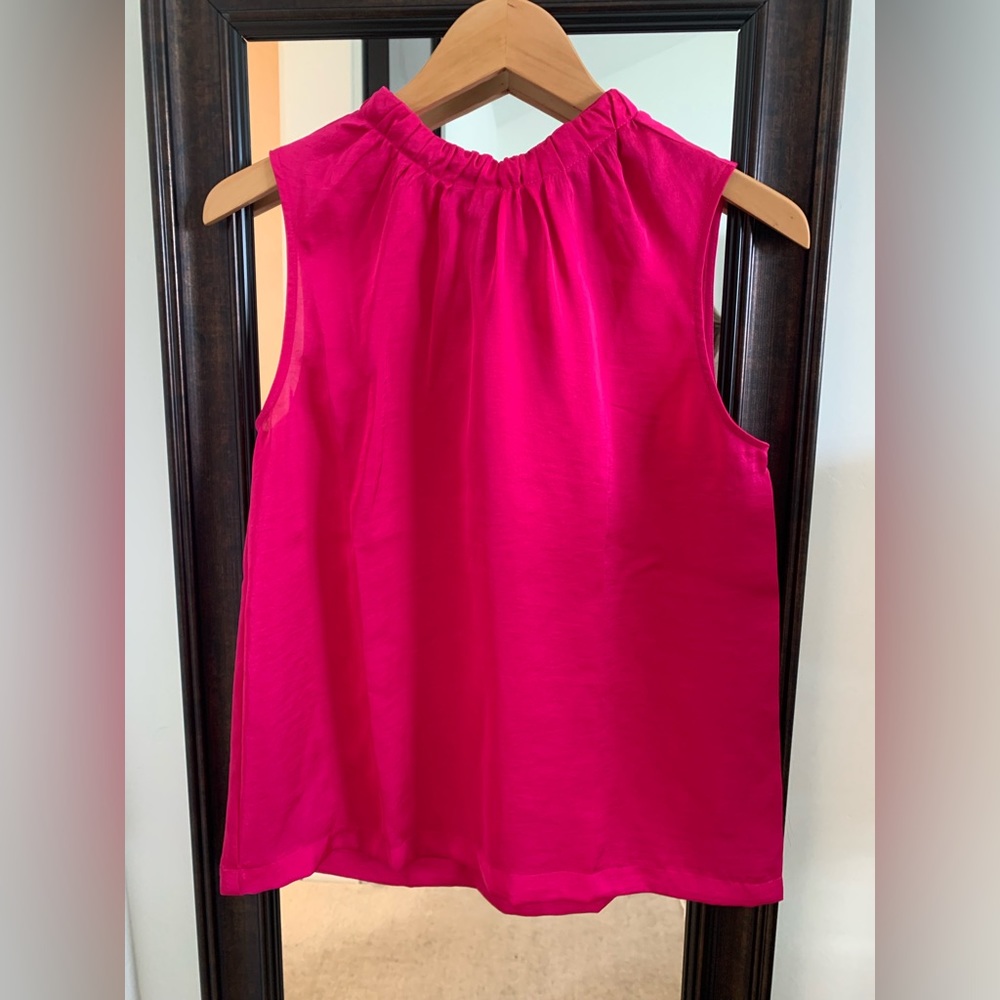 Ann Taylor brand new sleeveless blouse